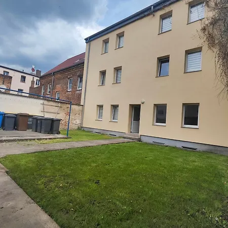 Schoene 4 Raum, 4 - 7 Bett In شتاسفورت