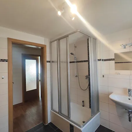 Schoene 4 Raum, 4 - 7 Bett In