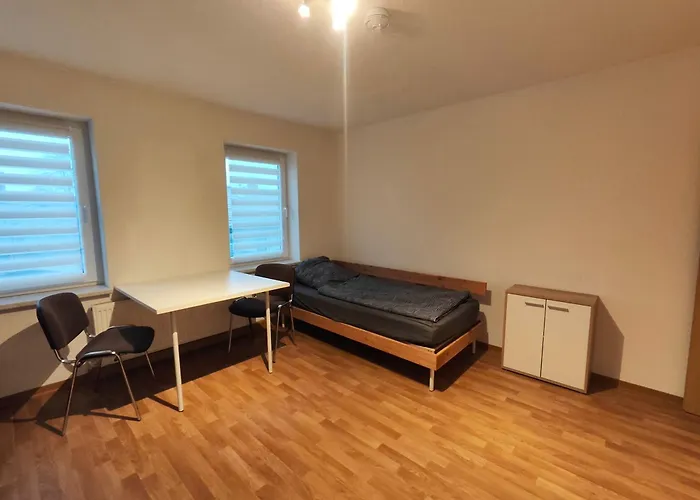 Schoene 4 Raum, 4 - 7 Bett In 公寓 *